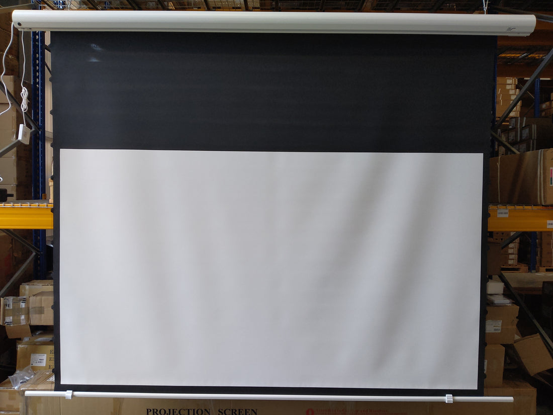 Used - Acceptable // SAKER TAB TENSION - AcousticPro-UHD Standard-Throw projectors/ White / 16:9/16:9/100" (222x125 - Top-Drop 60cm) / B-SKT100XH-E24-AUHD-247H00892