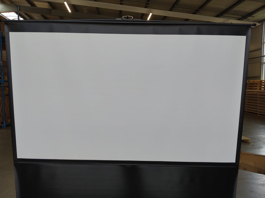 Gebruikt - Toestand: Als nieuw //EZ CINEMA - MaxWhite / 16:9 / 100" (222x125 cm)// B-F100NWH-254H00037
