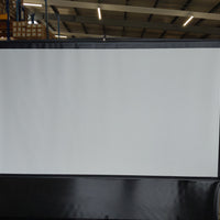 Gebruikt - Zo goed als nieuw // EZ CINEMA MaxWhite / 16:9 / 135" (299x168 cm) //  Artikelnummer: B-F135NWH - 249H04215